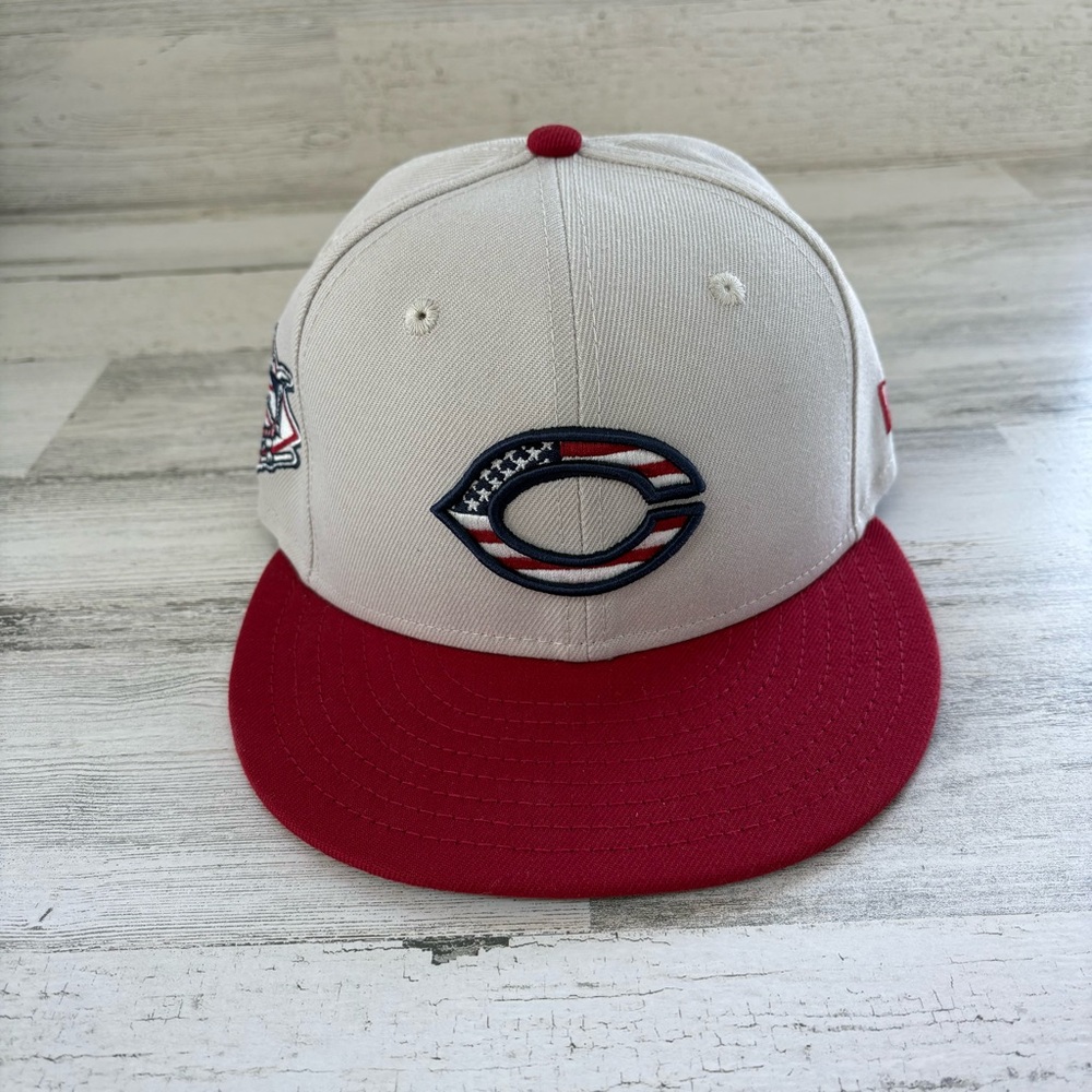 New Era Fifty Nine 50 Men’s Cincinnati Reds Baseball Cap Size 6.75 In Gray/Red